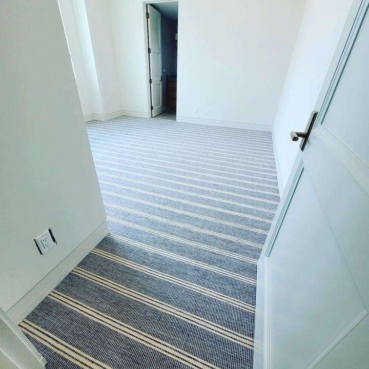 stantondesignco's tweet photo. Las Palmas in color Ocean as a wall-to-wall install!💙 🌊💙

View All Colors: https://t.co/E4LoALaaJ0 

@mossflooringllc @katereid100 #carpetrunner #carpetlover #luxurycarpet #luxurylifestyle #luxurycarpets #luxuryhomes #bluecarpet #bluecarpets #homedecore #homedesign #homeinspo https://t.co/mtL5IkEdZ7