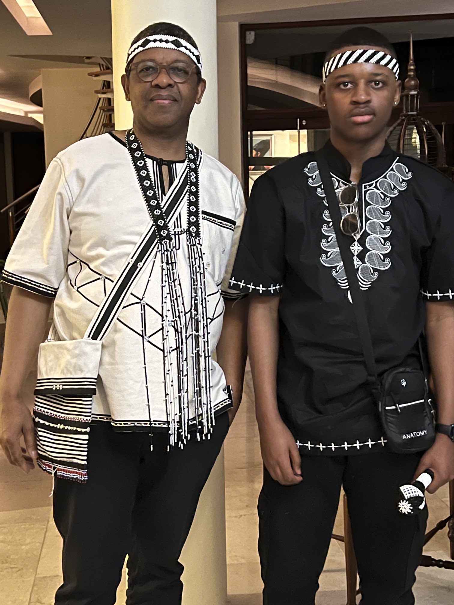 Umbhaco top for man