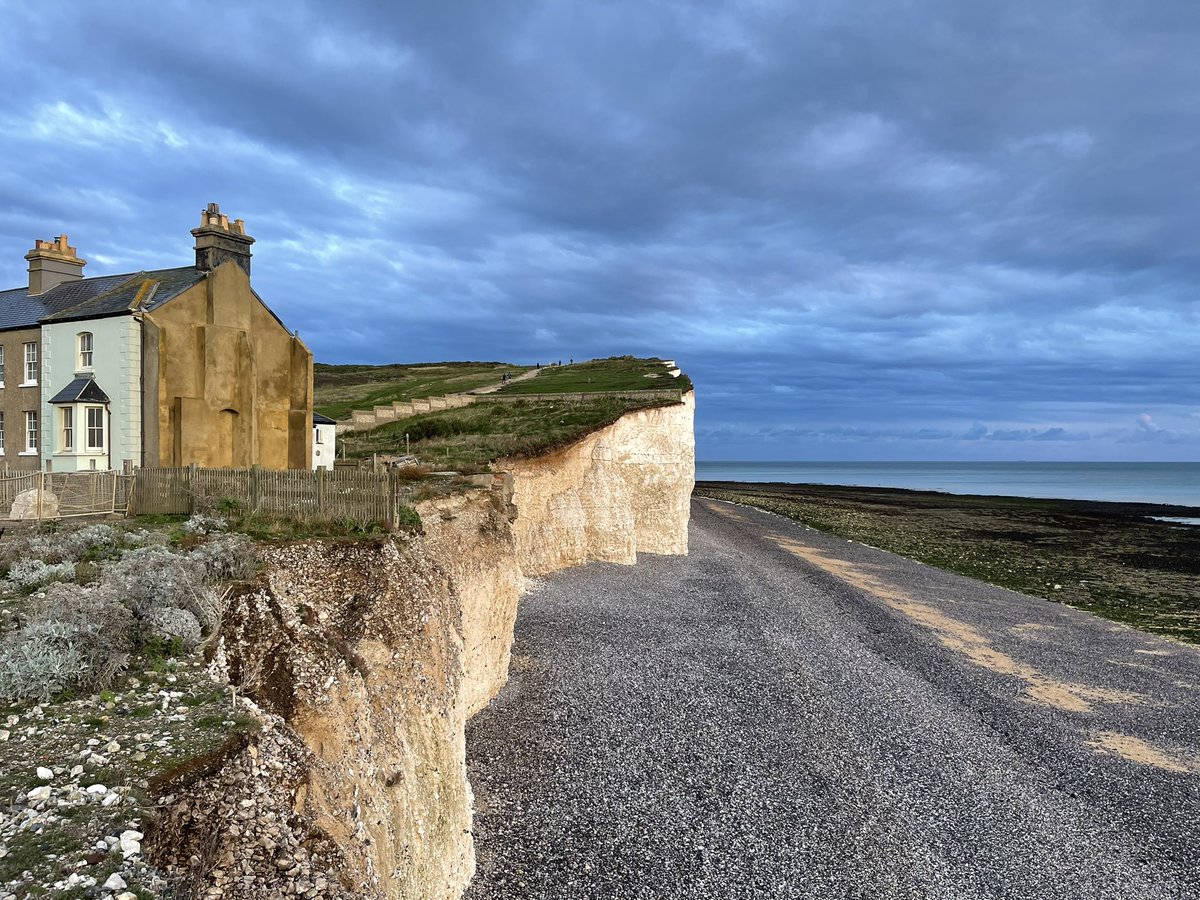 After a long costal 10km  near #BeachyHead I’ve earned this tasty Kebab meal at <a href="/SheppardsCafe/">Sheppard's Cafe</a> 😋