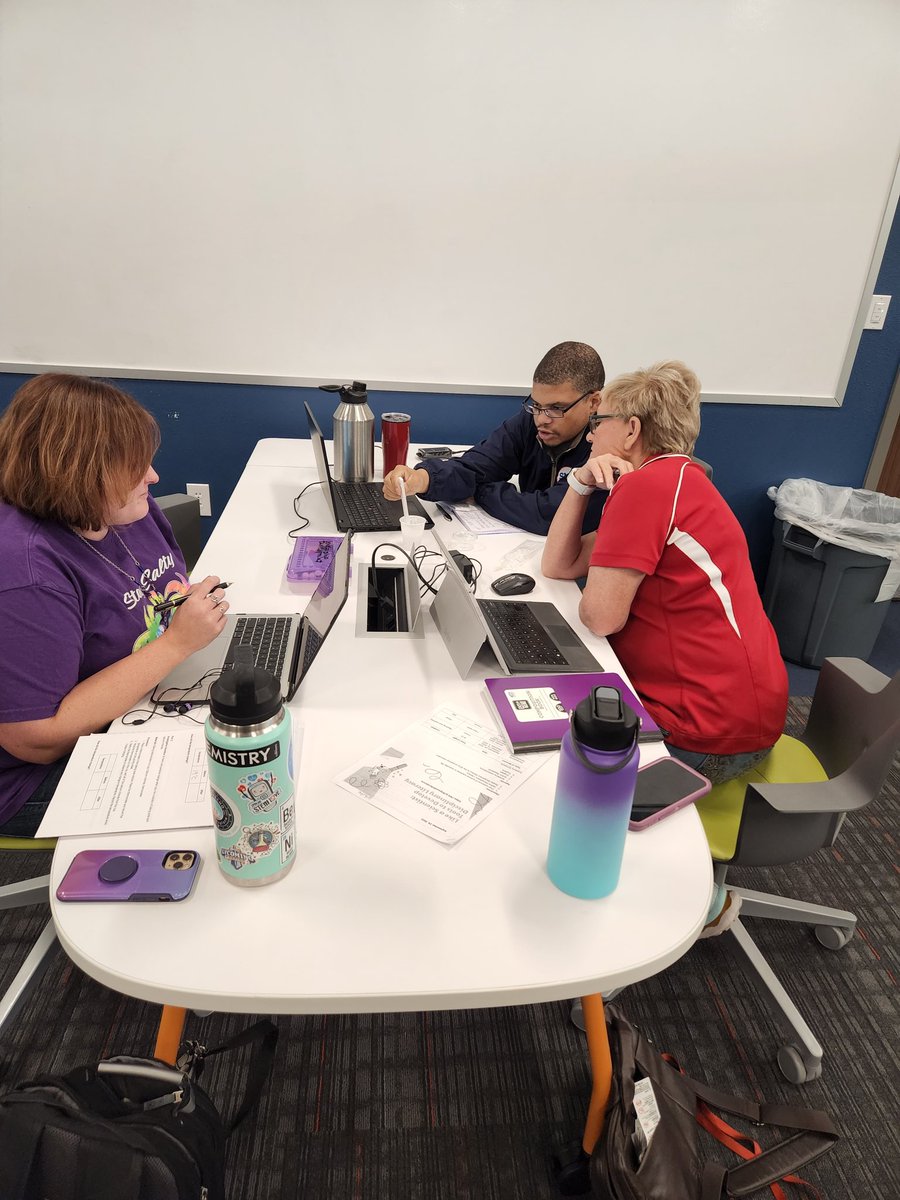 MrsTrotterSci's tweet photo. Teachers Doing Science Everyday, even on Saturday! #scienceacademy #disciplinaryliteracy @mrshilbs11 @CarminiaGonz @CoachGuarneros @shanny6494 @StaceyLeonardB1 https://t.co/OEkvUwS4ps