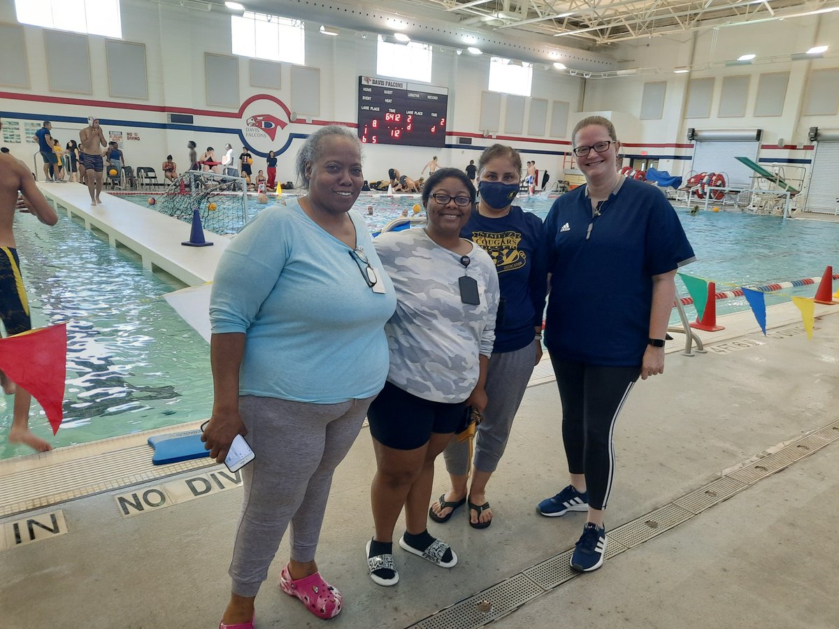 osuffle_esl's tweet photo. It was a lot of fun watching our @NimitzHS_AISD water polo team this morning. What endurance!  @CoachRBroussard Ms. Latson @HRMacNeill Ms. Whitlock https://t.co/lxTRszGhAt