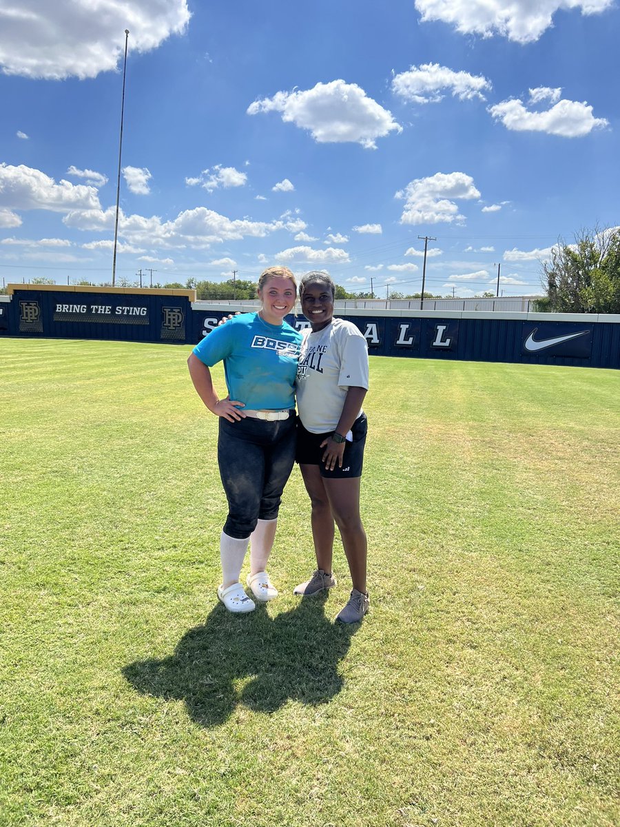 Lexie_Miller_7's tweet photo. Great day with HPU prospect camp!! @CoachKAnderson @HPUsoftball https://t.co/WYsTNCzkeq
