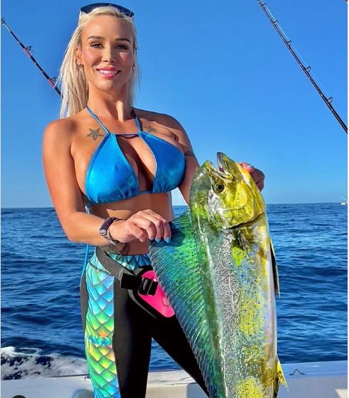QuiteVanessa's tweet photo. #fish #fishing #fishinglife #flyfishing #fisherman #fishtank #bassfishing #fisheye #bettafish #fishingtrip #fishinglures #fisherprice #fishingfun #fishingrod #fishy   #fishermen  #fishingpicoftheday #fishbowlslime #fisher #fishtail #fishinglifestyle #fishmarket  #fishingshir https://t.co/wHziRU2JdY