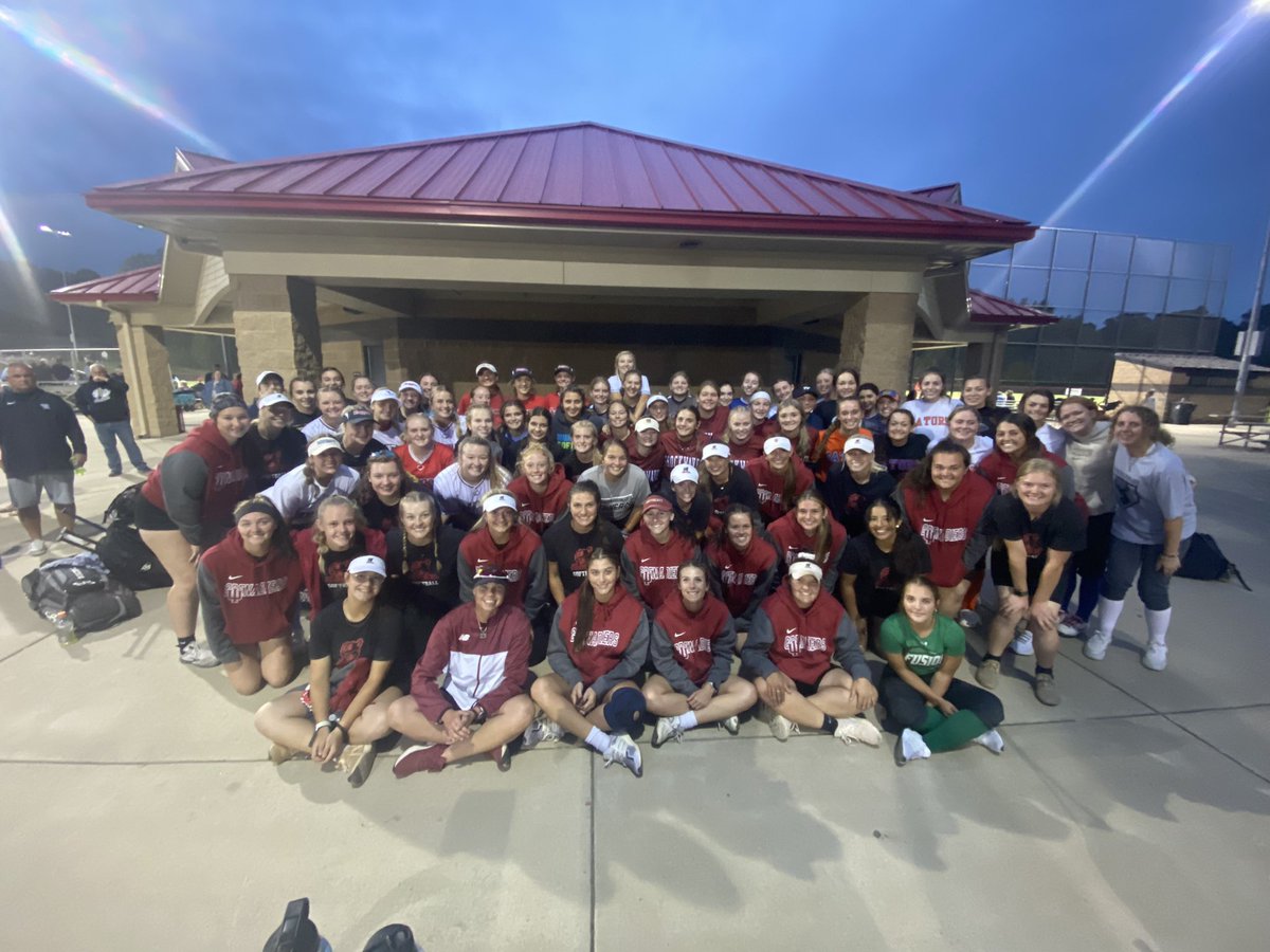 Had a great time at the <a href="/IUS_Softball/">IU Southeast Softball</a> camp. Thank you all so much for inviting me! <a href="/SluggersWoolums/">Louisville Lady Sluggers - Woolums 18U</a>