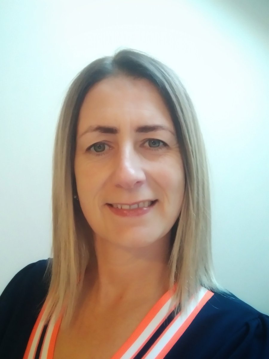 GerMc71's tweet photo. Love my hair, my amazing niece making me look this good, something different this time #highligts #lowlights #rootcolour #newhairsameme https://t.co/dznEzQIihk
