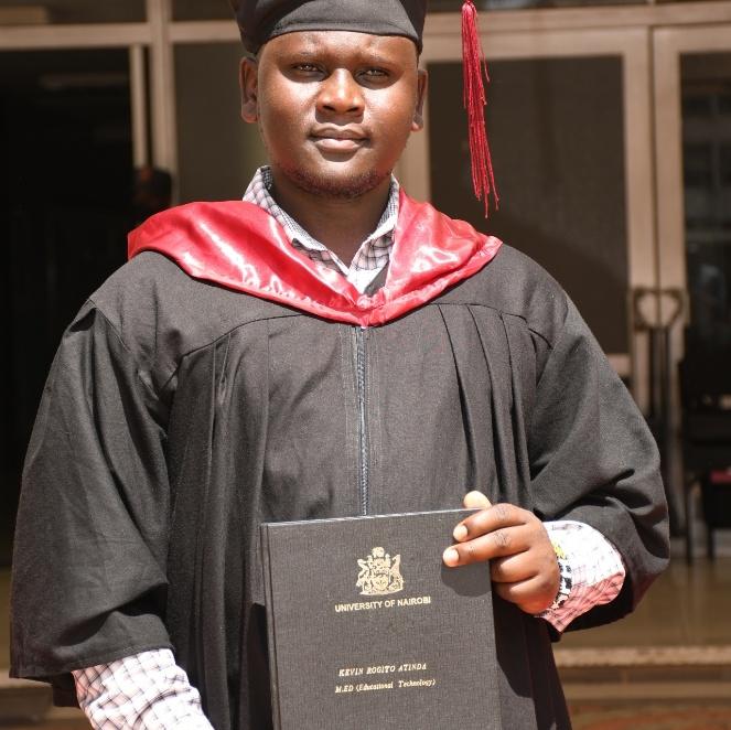 NaphOjango2's tweet photo. #WeareUoN
#UoNGraduation
#Nikonaevidence https://t.co/IZ7w1rvYYK