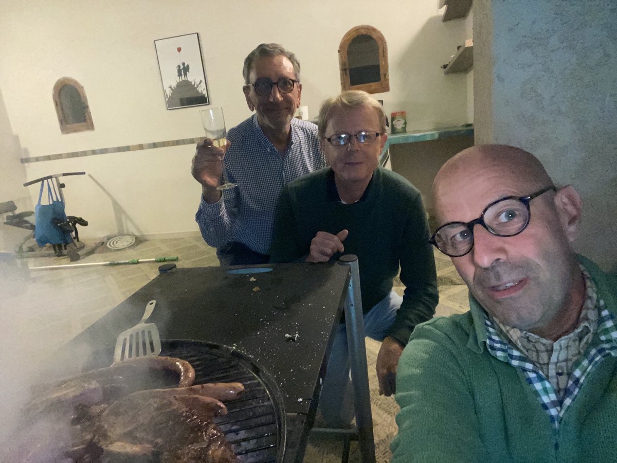 Des amis de 40 ans, un barbecue, le bonheur quoi !