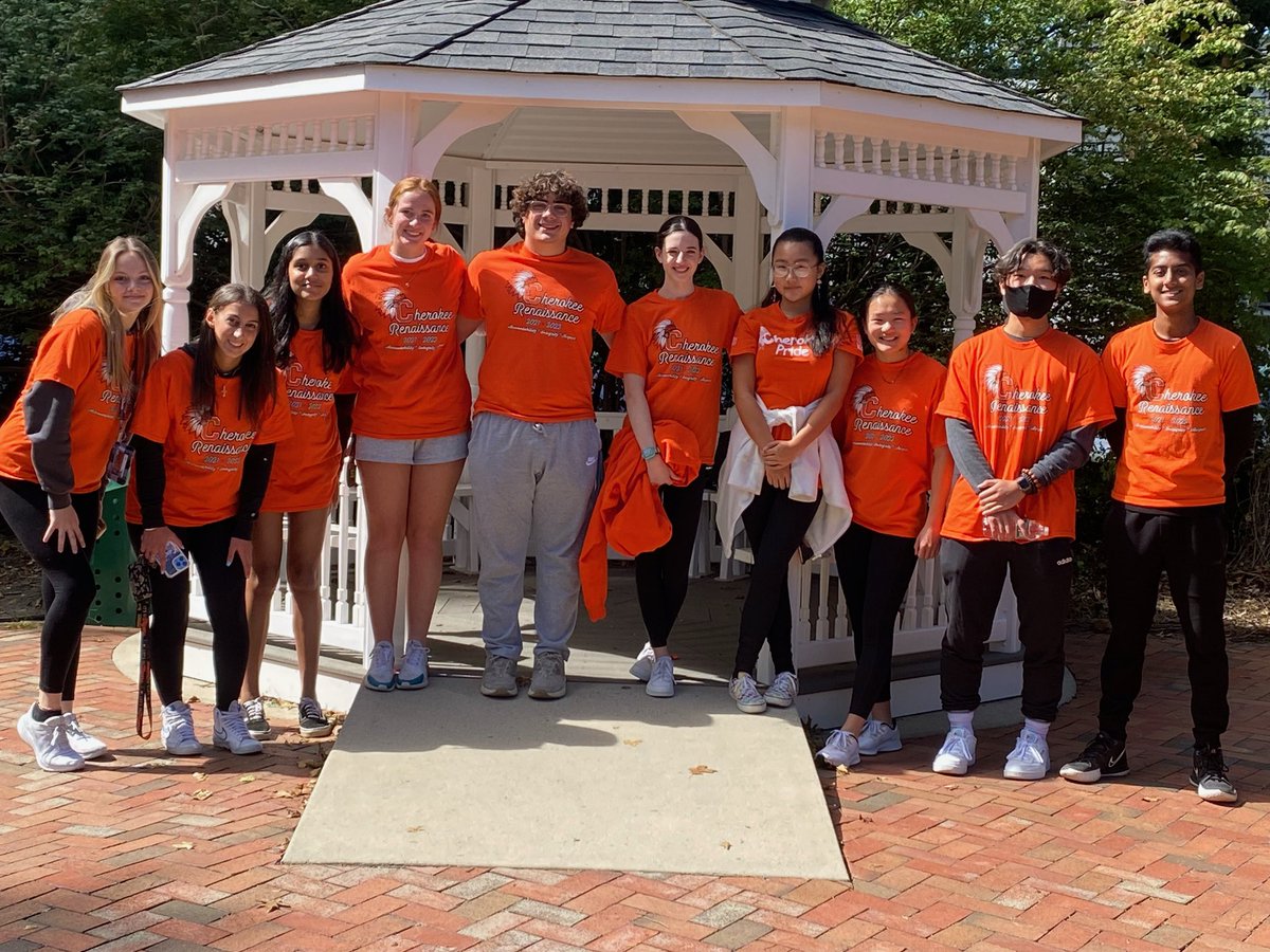 Cherokee_HS's tweet photo. Thank you to our Renaissance students for volunteering at Evesham Township's annual Harvest Festival🍂🍁 https://t.co/fo5vShCFM8