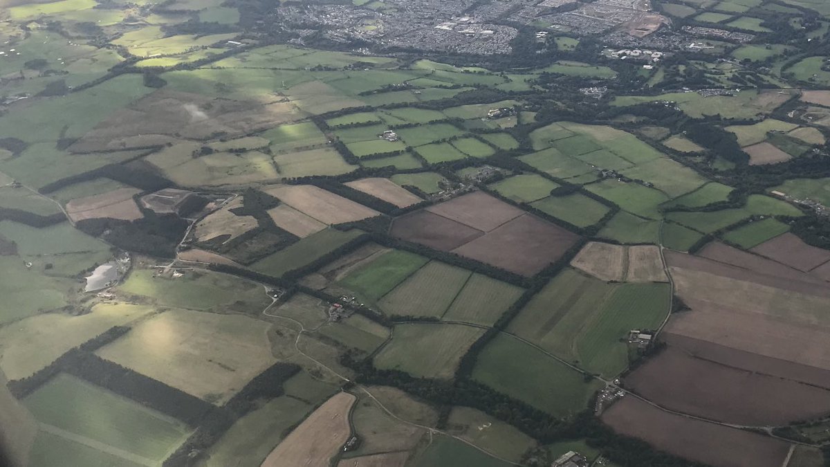 Couldn’t help but notice the difference, 1st photo was flying in to Brussels on Thursday where I did think, yes a bit more greening wouldn’t do any harm. 2nd photo was flying back into Edinburgh today where I thought, stop treating Scottish farmers like they don’t care.