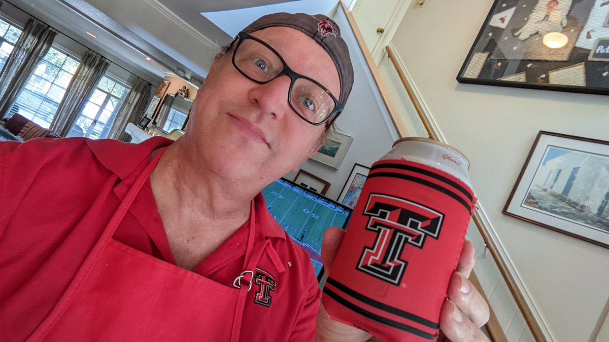 ChrisMosser's tweet photo. Happy #GameDay y'all #TexasVsTech https://t.co/NlQ7PjDzc0