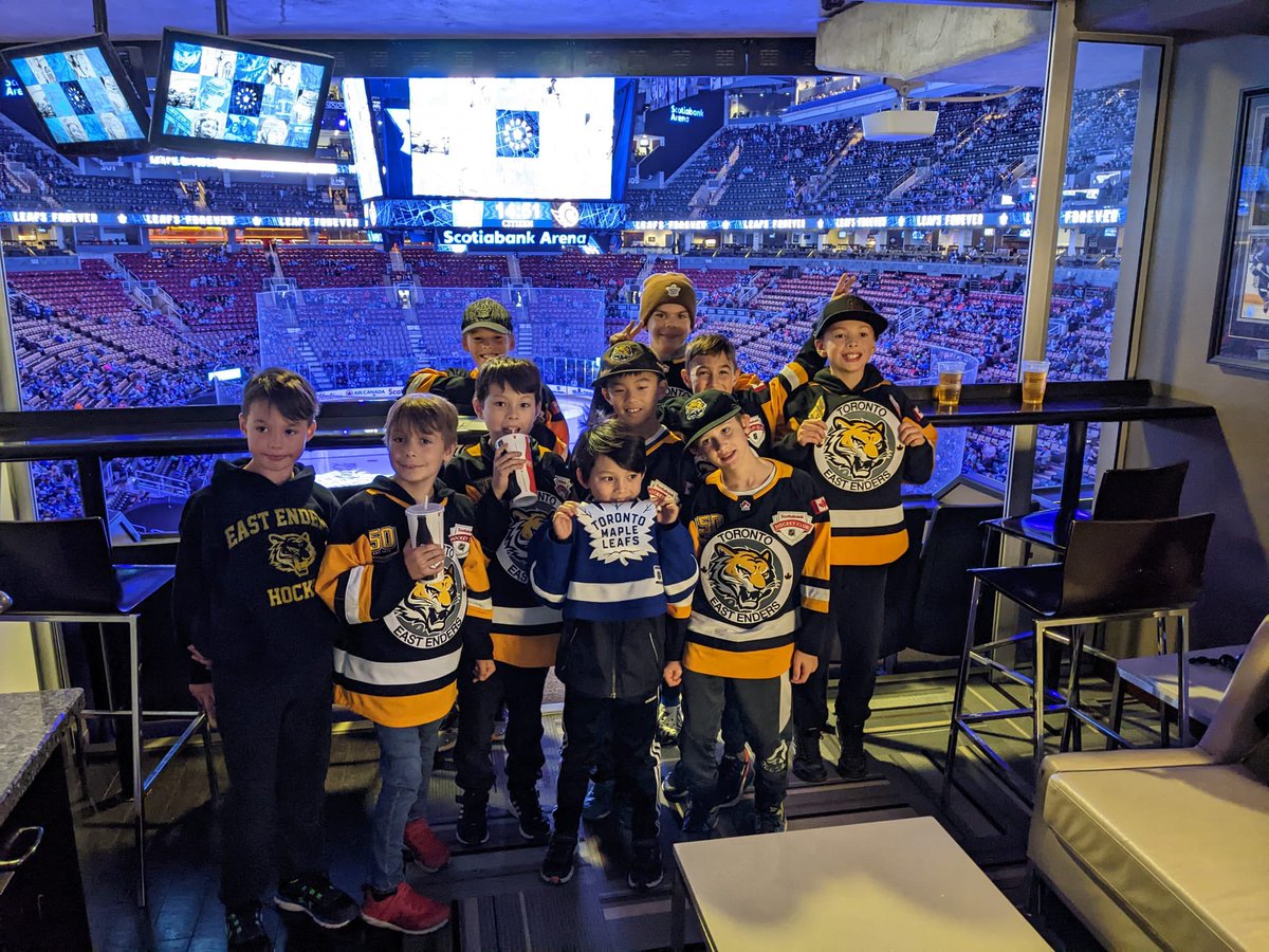 koollavigne's tweet photo. A few ticats out to cheer on @MapleLeafs #leafsforever #eastenders #iplayintheG #u11AA @GTHLHockey https://t.co/K8Zkyvhbmh