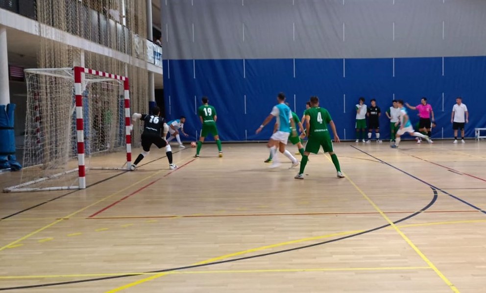 JeronimoTormo's tweet photo. FÚTBOL SALA 📝 |

🟢🟢 @FSCerdanyolaFC 7️⃣🆚2️⃣ @FSIrefrank ⚫🔴

⚽ 3-1 | Beny
⚽ 4-2 | @Vieri_Elx

🎙️ El equipo de @PituElche acusa en pista el cansancio.

👉🏻 Los ilicitanos no pueden con la superioridad local.
👉🏻 Bajón físico con tres cambios.
👉🏻 Primera derrota de la temporada. https://t.co/pPxA3ux8pd