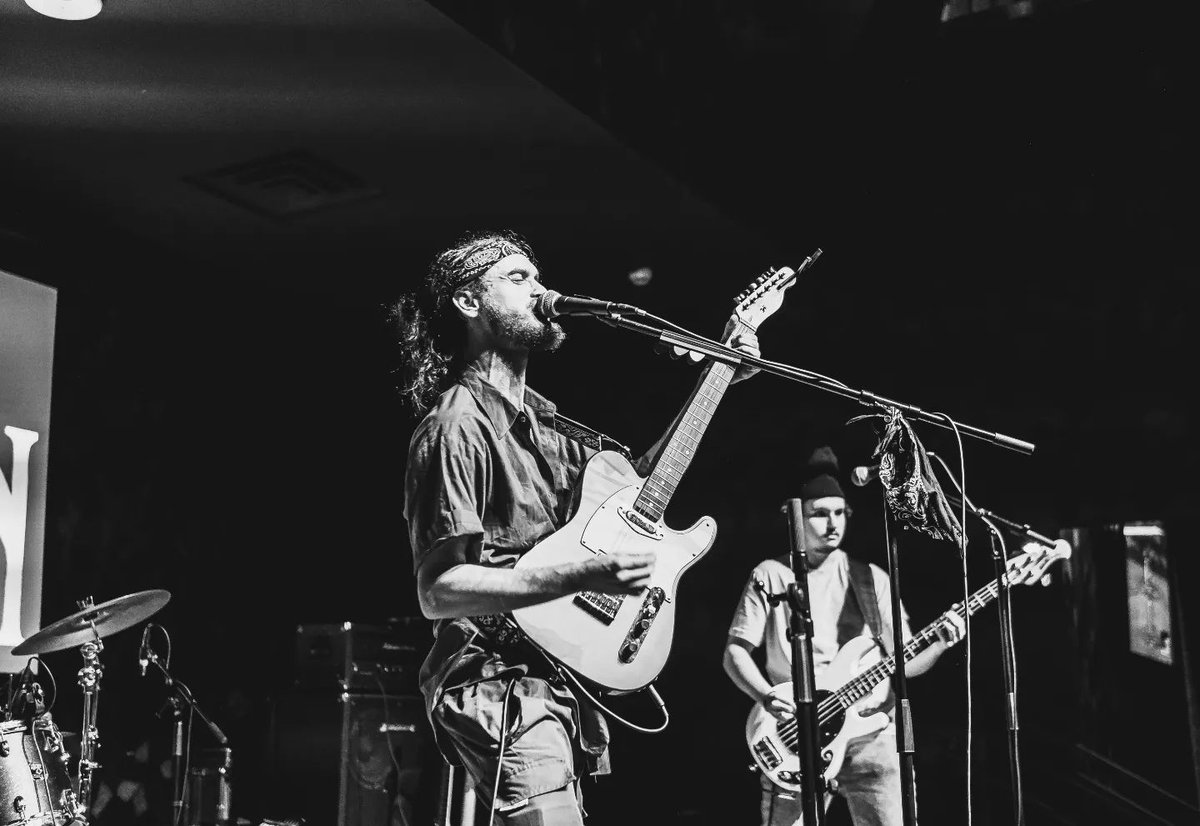 Mississauga_M's tweet photo. 2 WEEKENDS AGO @TheRecRoomCa (Square One) w/ @The_Jailbirds, @boneheadsthe, #ElPaladin  &amp; more! 

#MMWeek 

Disclaimer: We do not own these images. https://t.co/491vzA7L0n