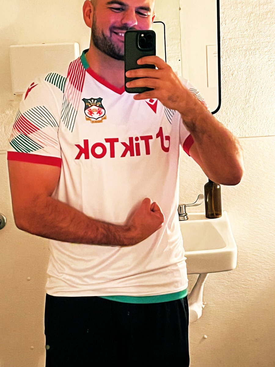 JamalRed tweet media