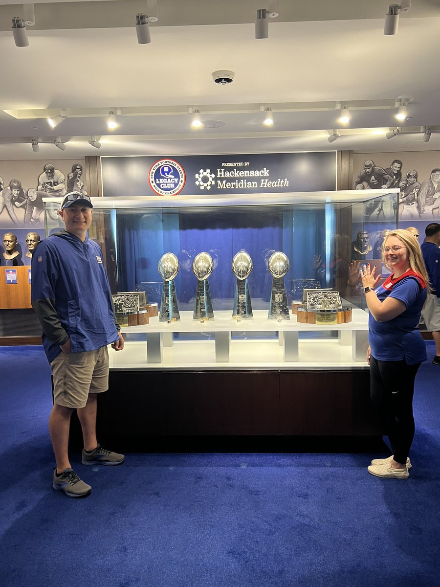 laynger80's tweet photo. Was blessed to be able to get engaged at MetLife stadium on the 50 yard line during our tour. We got lucky and  @GrahamGano was on the field putting in some work at the same time! That man was so locked in it didn’t even phase him. https://t.co/6ADieLw6Ml