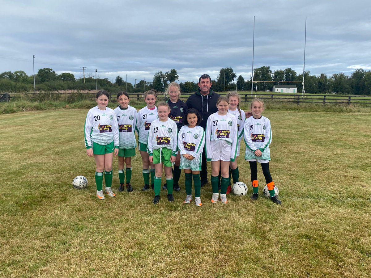 KiIloeFC's tweet photo. Fantastic performance from U12 girls against Kenagh, some lovely passages of play against a good footballing team. Could have snatched it at the death when a penalty hit the cross bar!
Clodagh McKenna β½β½
Zoe Mulligan β½
#superteamwork #unluckypenaltykick #killoecelticfc https://t.co/3Qb8Q1USHT