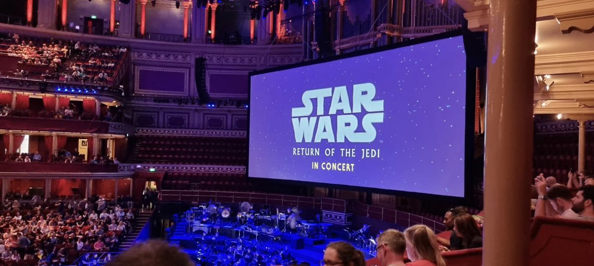 A few years late but worth the wait!  Much as I love #ReturnOfTheJedi it’s the @londonsymphony that I can’t take my eyes off of. Absolutely mesmerising ❤️