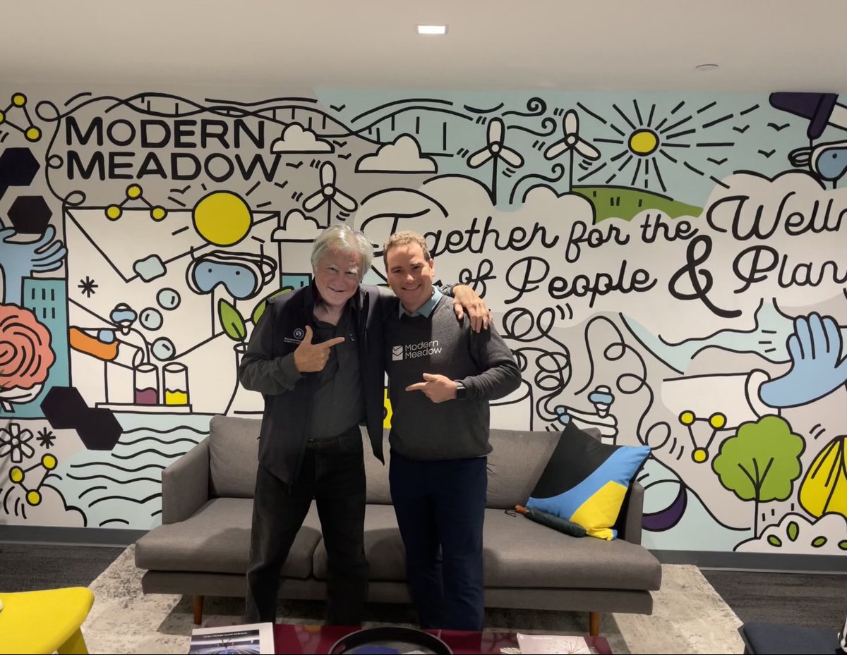 atforgacs's tweet image. Current and former colleagues gathered for an open house and tour of @ModernMeadow HQ with team members explaining every part of the BioF@RM and BioAlloy processes to make remarkable products in #BioMaterials, #BioBeauty and #BioMedical markets.