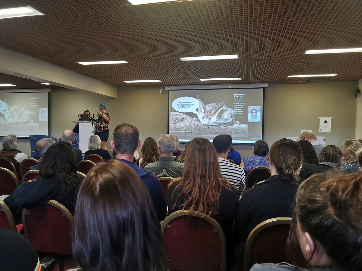 Brilliant first day at the @_BCT_ #natbatconf! Particularly talks by Penelope Fialas on range shifts of European bats due to projected climate change, and the honesty of @TheReremouse on the struggles of imposter syndrome was inspiring. Topics that both need more air time! 🦇