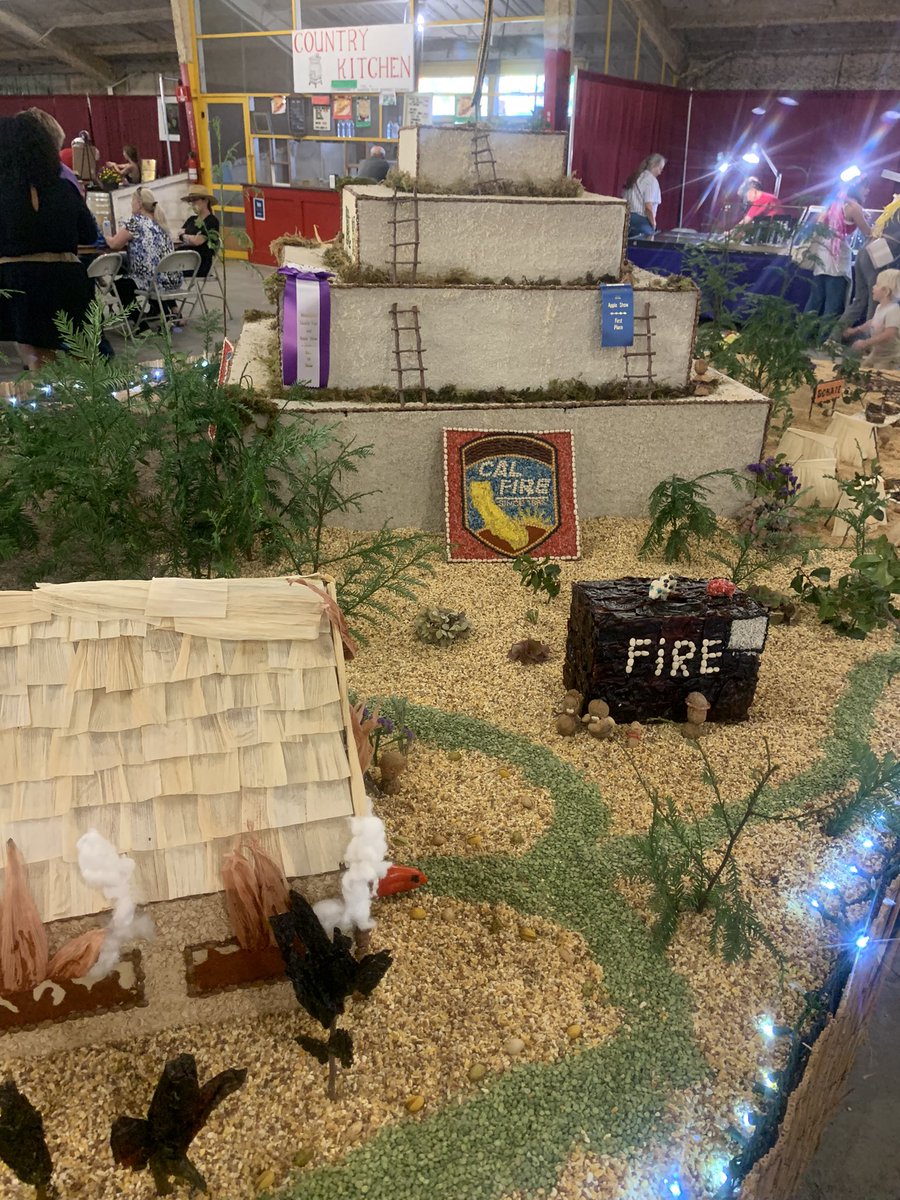 CALFIRE_MEU's tweet photo. #CALFIREMEU is at the Mendocino County Fair and Apple Show this weekend! Bring the family out and join us in the fun! #ReadyForWildfire #CaptainCal https://t.co/0zsj0q4gJC