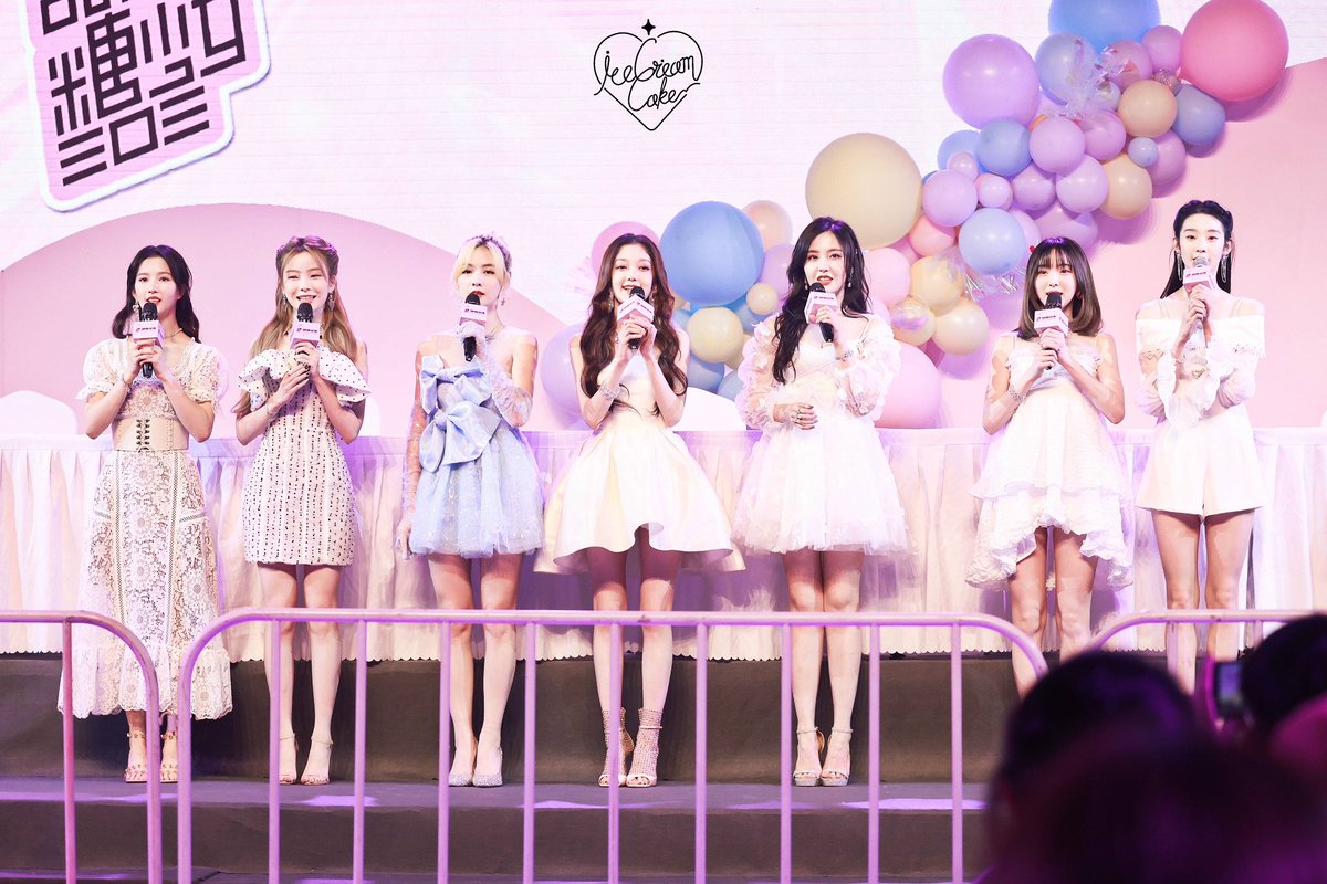 yunnnierubyjane's tweet photo. They have everything to be popular not only in China but abroad, they only missing one thing, it’s BETTER TREATMENT from their company! FCK WJJW! I miss my 7 candies sm but at least now they have a SM BETTER career path
#BONBONGIRLS303 #ytsn #硬糖少女303 @BONBONGIRLS303 https://t.co/xtQ6zIYoi5