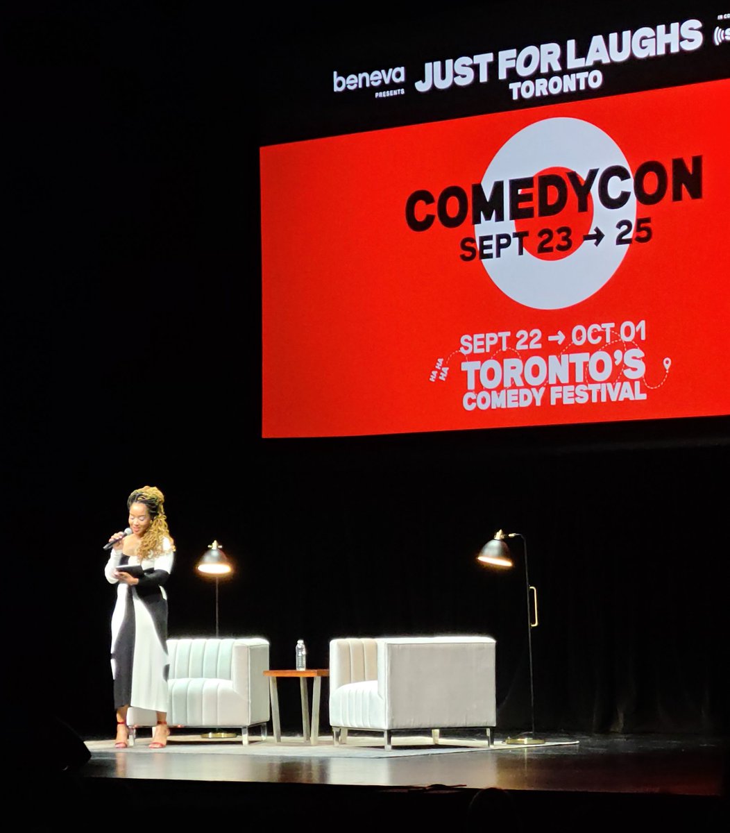 CarrieCnh12's tweet photo. At the #ComedyCon with @T22Nat watching @IssaRae talk to @amanda_parris about her iconic career trajectory from an Awkward Black Girl on YouTube, to multi-media mogul.

#IssaRae https://t.co/0NmBDVCzTm