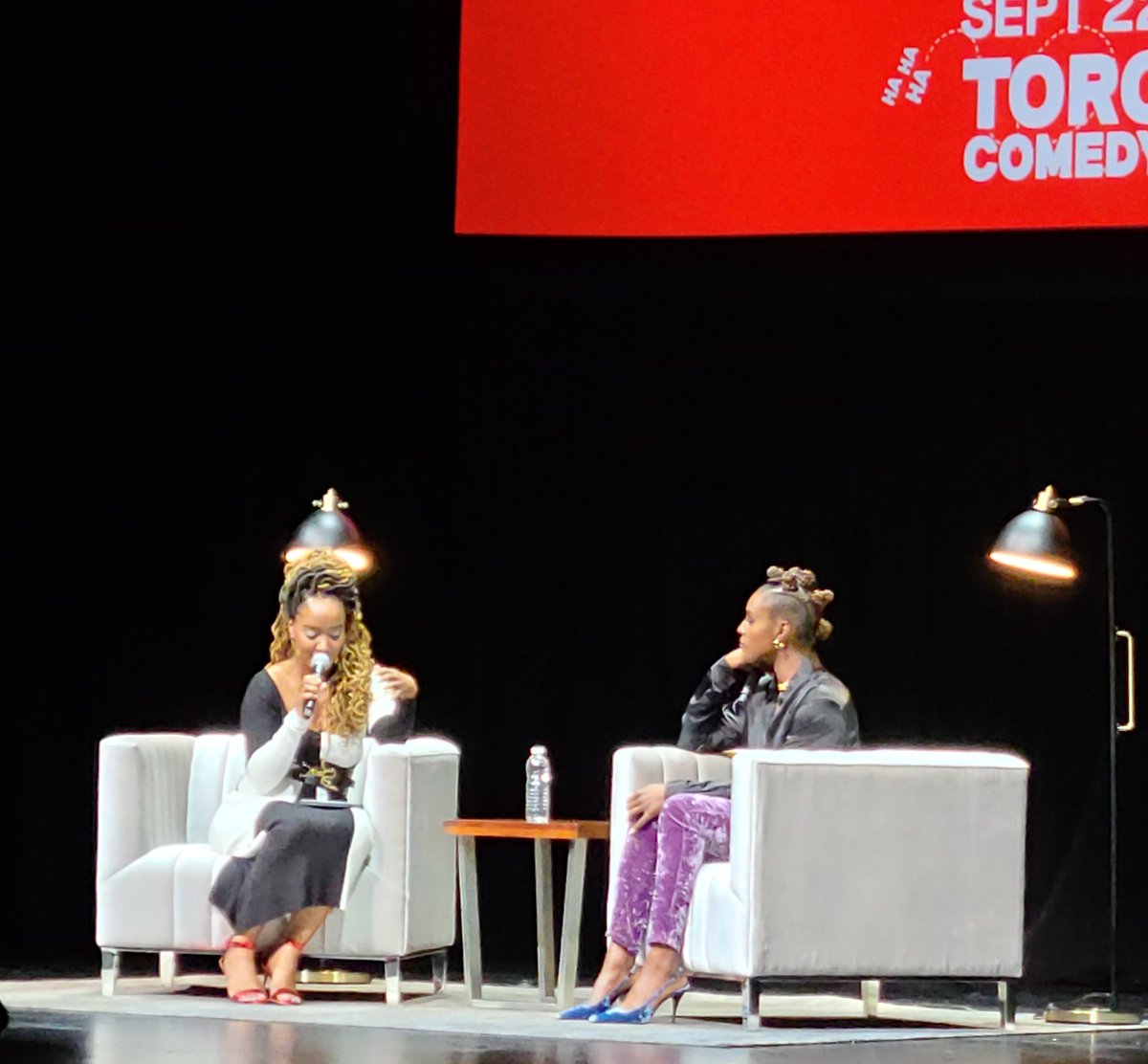 CarrieCnh12's tweet photo. At the #ComedyCon with @T22Nat watching @IssaRae talk to @amanda_parris about her iconic career trajectory from an Awkward Black Girl on YouTube, to multi-media mogul.

#IssaRae https://t.co/0NmBDVCzTm