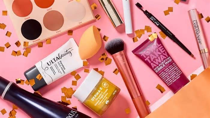 Ulta Beauty Fall Haul 2022: Shop The 10 Best Deals on Skincare, Makeup, and Hair Care Up to 50% Off    https://t.co/rSQJc5P52A https://t.co/Ef74KOfzZj