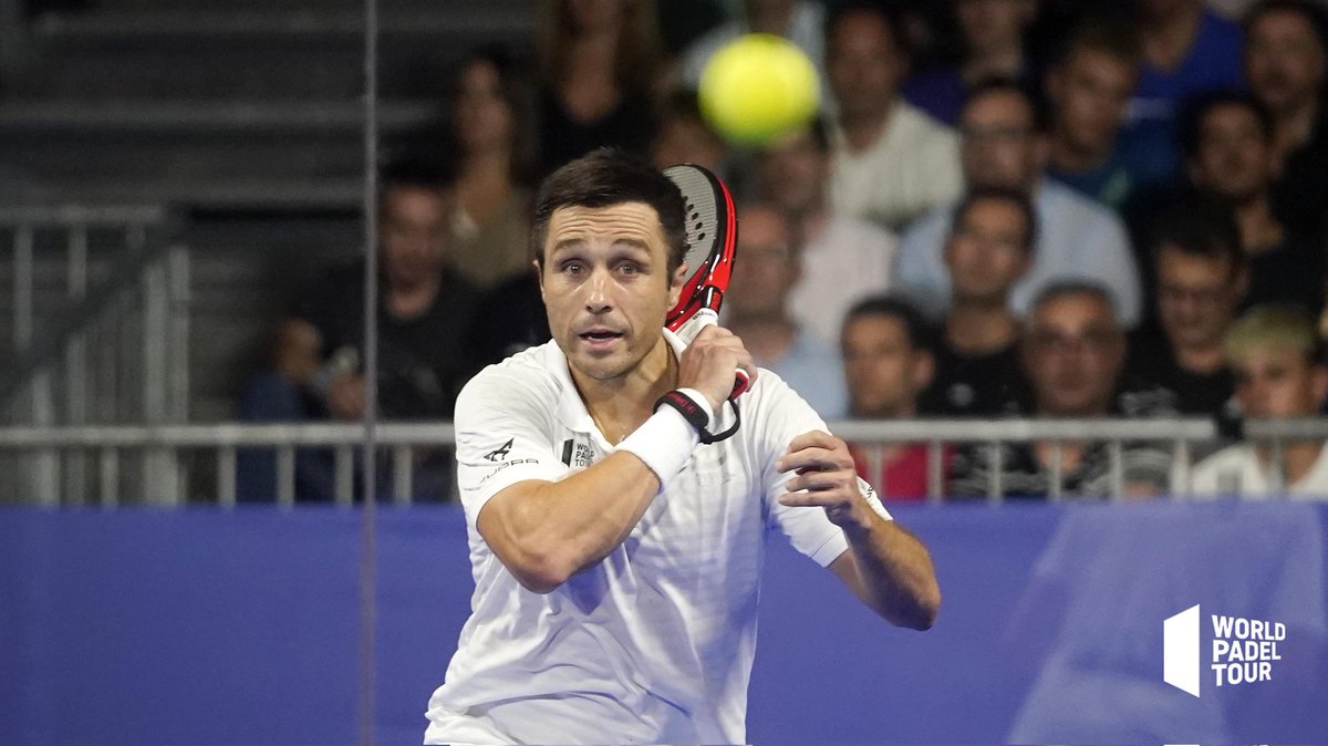 #Padel 🏏 NUEVA FINAL PARA BELA.

Superó junto a Arturo Coelho a los argentinos <a href="/ChingottoFede/">FedeChingotto</a> y <a href="/JuuanTello/">Juan Tello🐱</a> y esta en la gran final del #WPTMadridMaster. Llega a 280 definiciones de su carrera.

THE BOSS