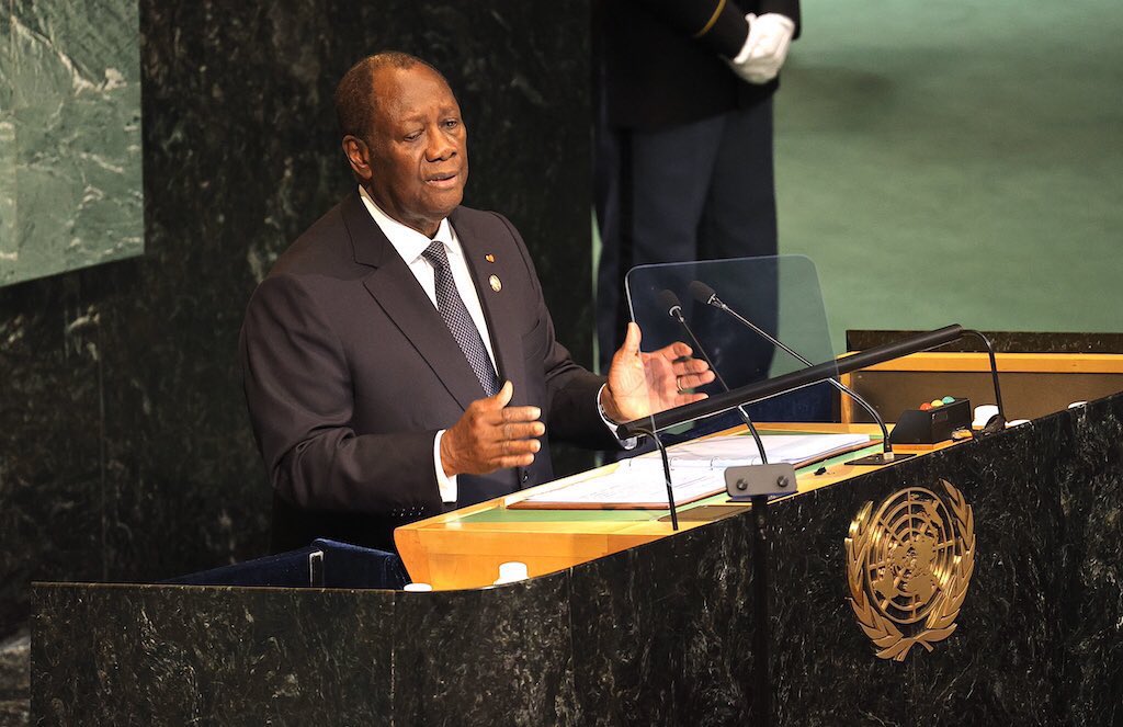 223_Mali1's tweet photo. USA/UN/Mali:#DISCOURS DU PMPI«Il ne sera pas permis le 3ème mandat qui est l’art de se dribbler soi-même tout en gardant le ballon. Excellence, vos conseils nous rappellent la triste histoire du chameau qui se moque de la bosse du dromadaire» https://t.co/ZMDd3hSpkF