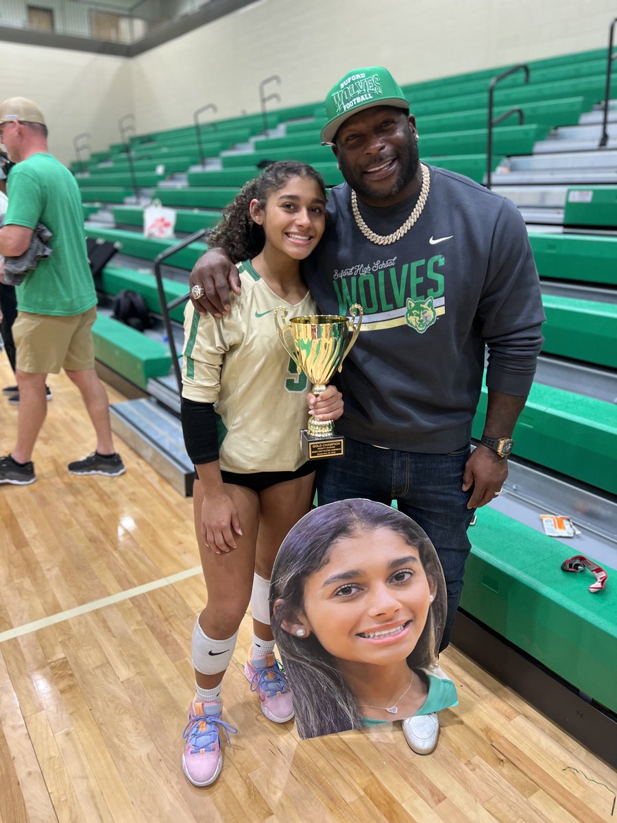VerronHaynes's tweet photo. WELL DONE, way to go @Buford_VB lady wolves Great job bringing it home… @trinity1haynes Serving them up. You guys are fun to watch… One heartbeat ,when you play like that, ur unstoppable.. #Champs https://t.co/sOe7jN2Y7T