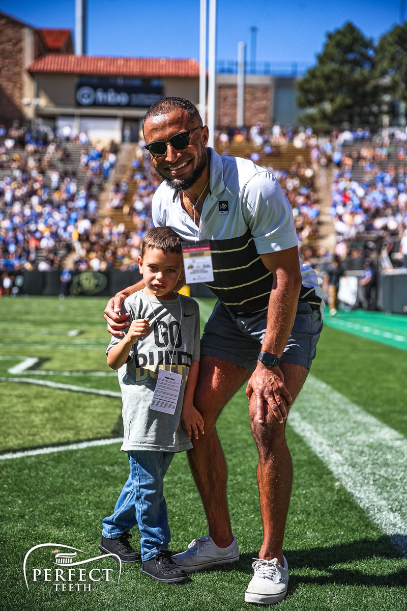 CUBuffs's tweet photo. Today's @PERFECTTEETH Patriot of the Game is current CU student and Marine Corps veteran, Sergeant Sam Allen 🇺🇸

Thank you for your service, Sam 🤝 https://t.co/LWtQYpf5kS