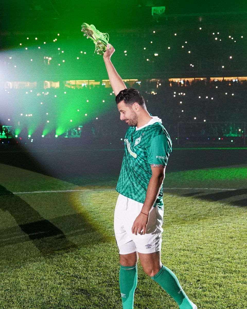 werderbremen's tweet photo. The End! 

#AdiosPiza | #Werder https://t.co/mp1oVKaMfX