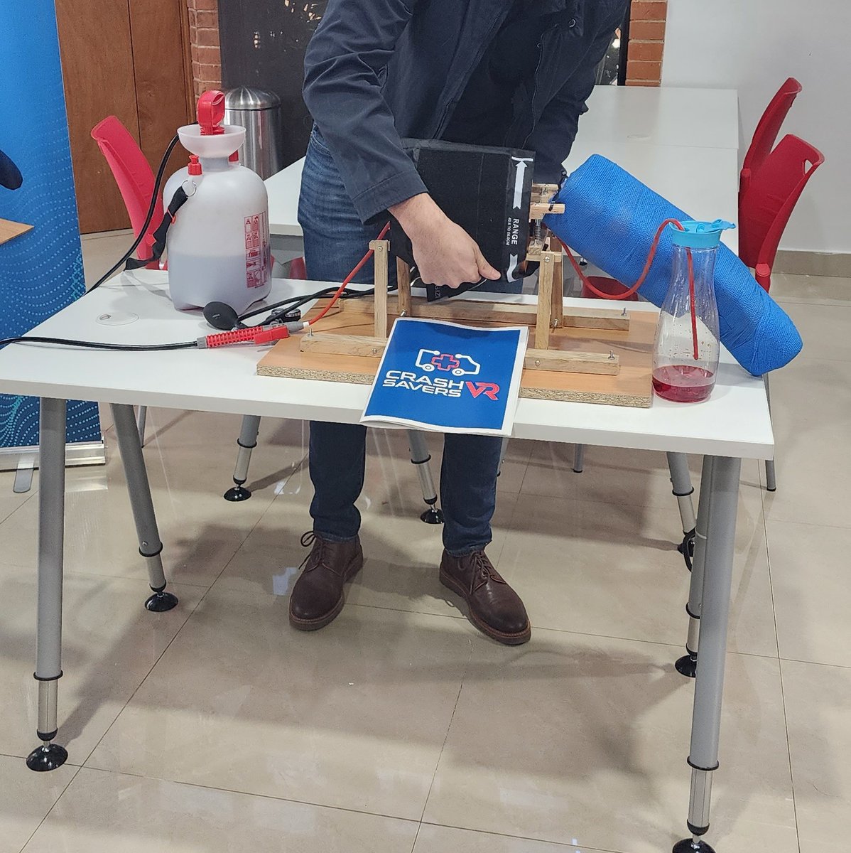emilio's tweet photo. Today we're visiting the @crashsavers team in Guatemala  alongside Intuitive Foundation @IntuitiveSurg and @Challenge_Works. They are developing a hemorrhage control training simulator, app and learning module. https://t.co/T5UyHKcBB0