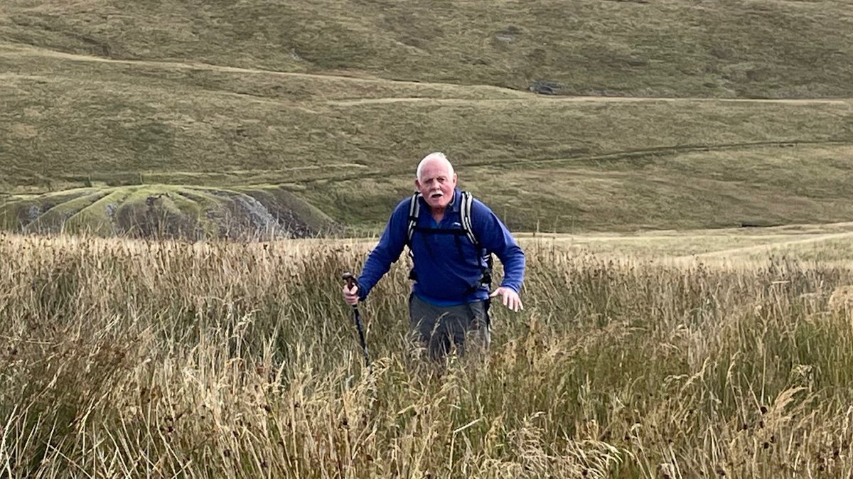 Sunflowerslocal's tweet photo. So thrilled to announce the #whernsidewander has now raised over £7000 towards Christmas activities for our children. Pleaae, if you can spare a pound or two, sponsor our amazing team - https://t.co/rUFp8sz1hf https://t.co/HL8zrnXvM2