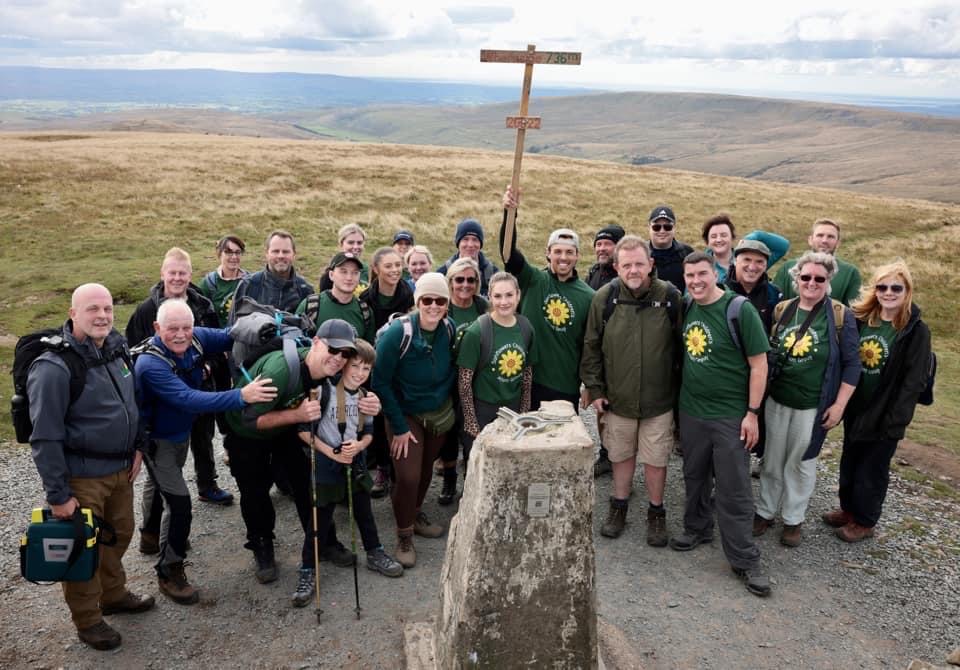 Sunflowerslocal's tweet photo. So thrilled to announce the #whernsidewander has now raised over £7000 towards Christmas activities for our children. Pleaae, if you can spare a pound or two, sponsor our amazing team - https://t.co/rUFp8sz1hf https://t.co/HL8zrnXvM2