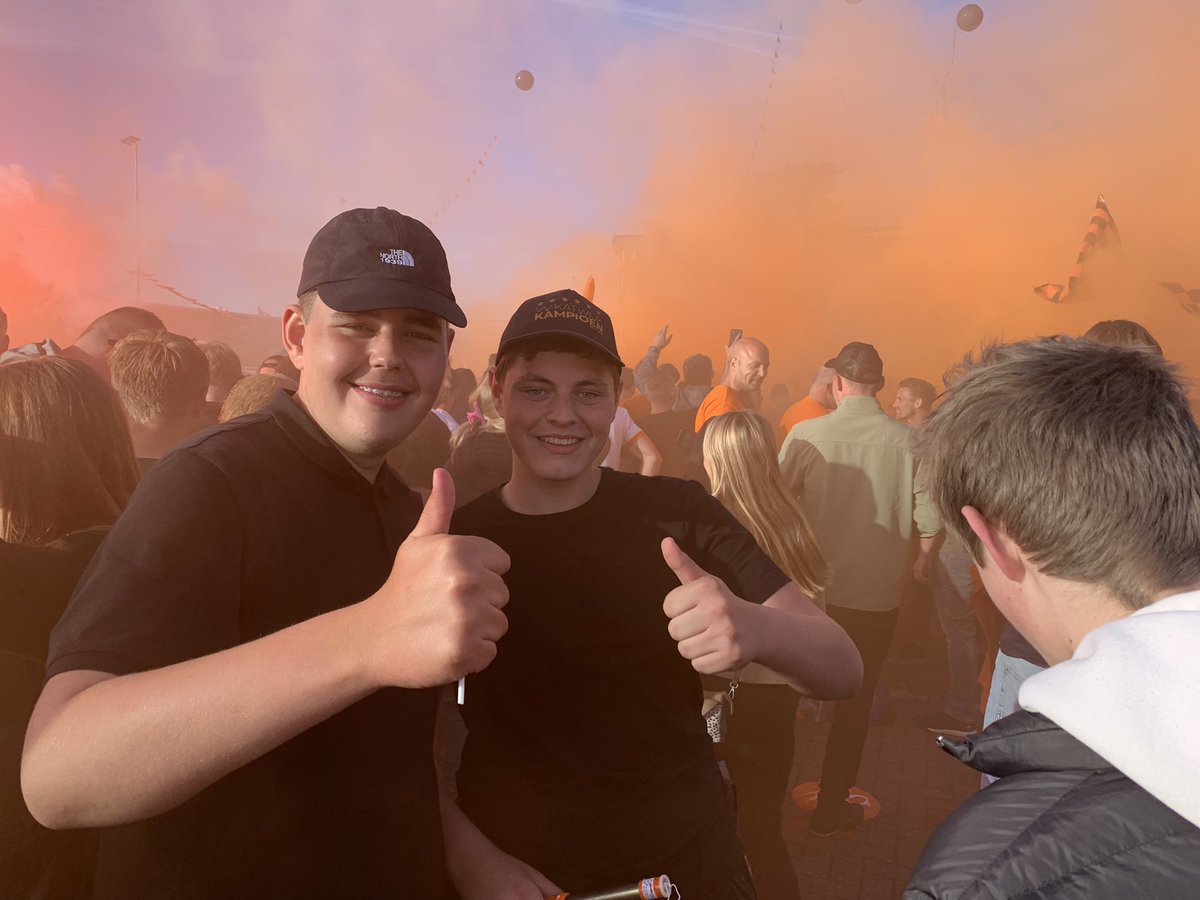 marcelstruijs1's tweet photo. Mooi talent gezien in Spakenburg … #mercera is de naam. Een basisplaats kan niet lang uitblijven 👏. https://t.co/SeaUn2Sqia