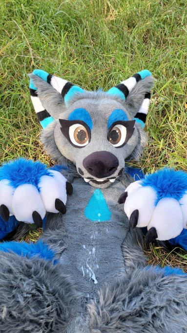 Looks like this puppy got a painting 😇  Wanna see? Check out the OnlyFans link in the bio 😉 #murrsuiter<a href="/tag/yiff"class="tags"><span>#yiff</span></a><a href="/tag/furrynsfw"class="tags"><span>#furrynsfw</span></a><a href="/tag/furryporn"class="tags"><span>#furryporn</span></a><a href="/tag/murrsuiter"class="tags"><span>#murrsuiter</span></a>