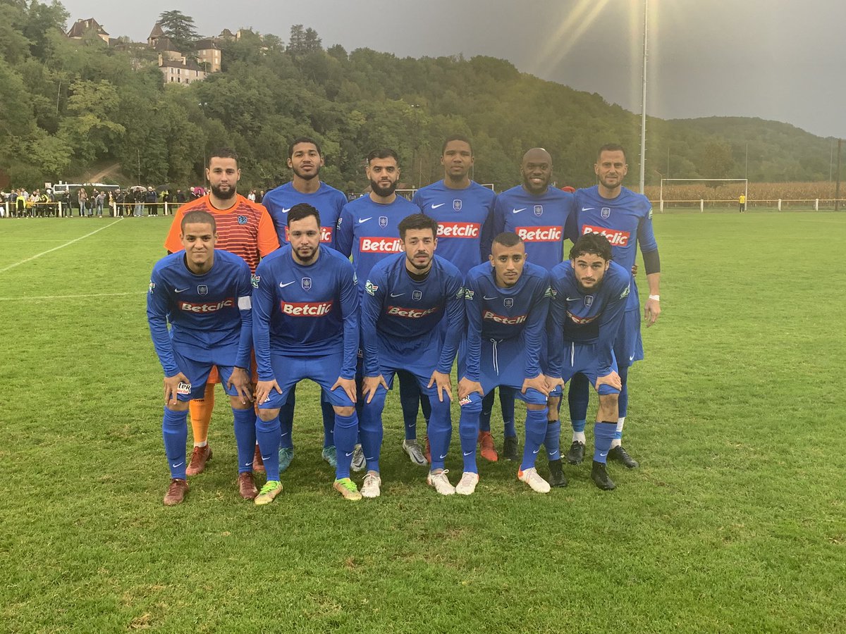 Victoire du FCPE2M à Limeuil, pour je 4ème tour de la Coupe de France 🏆🇫🇷, par 5 buts à 0. Bravo Les Portes ⚽️🖤💙. <a href="/FFF/">FFF</a> #CoupeDeFrance