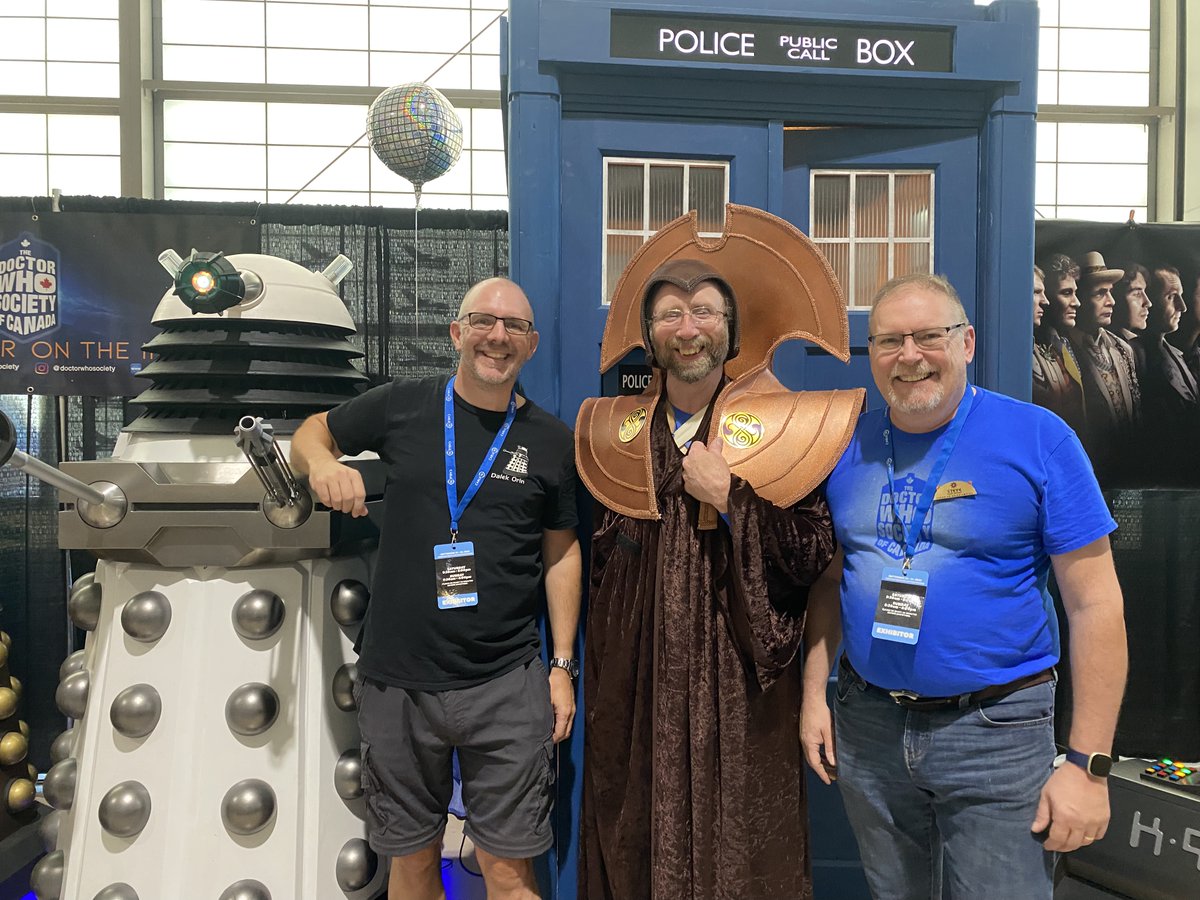 MohawkCollege's tweet photo. It's such a fun day at Hamilton Comic Con! 
If you're attending, visit our booth, say hello and get a free button. We'd love to chat about our new Game - Design Advanced Diploma and other creative industry programs. Hope to see you soon 🤗 #MohawkFutureReady https://t.co/Ct3Xcrlw1W