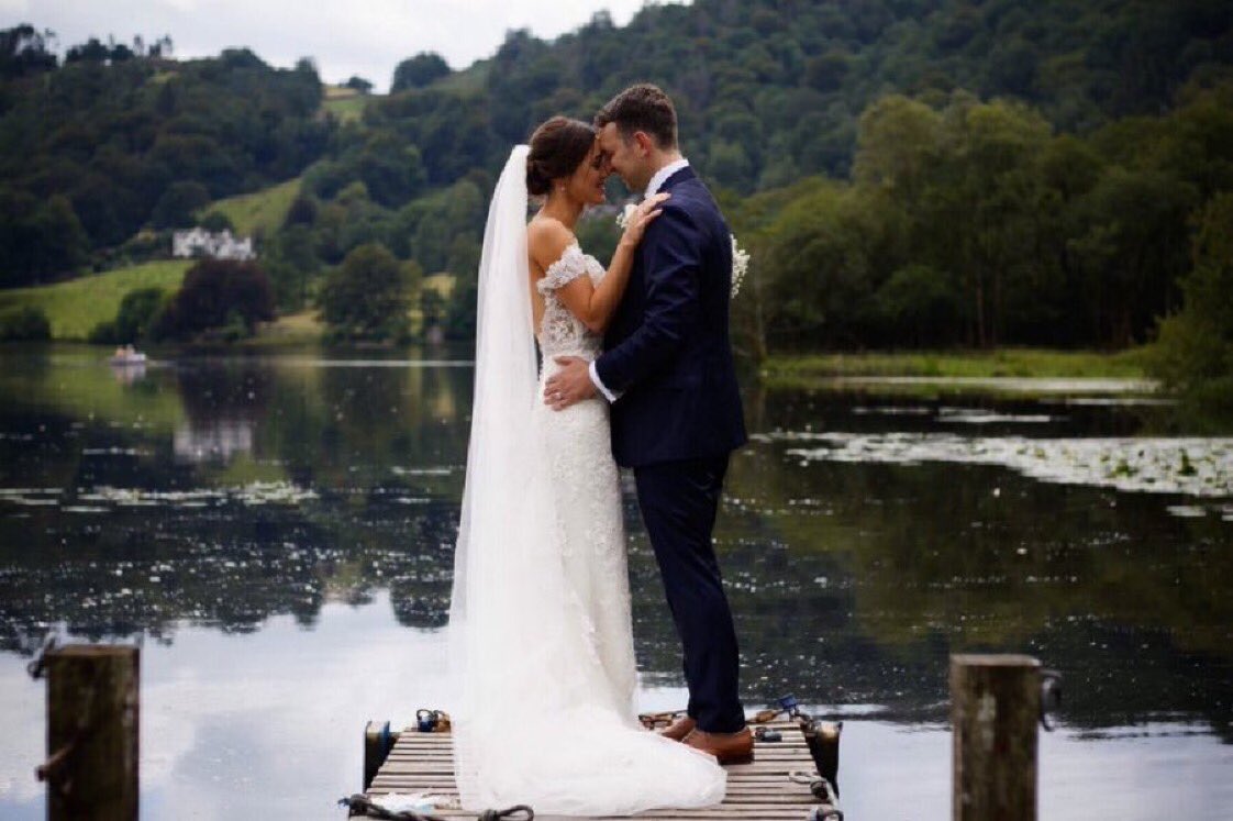 Recently engaged? 💍 
Whether you’re planning a summer wedding on our glorious lawns or the candlelit romance of a winter wedding with views over the snow- capped mountains, we’re ready to make it happen. 
Contact us on; enquiry@thewordsworthhotel.co.uk
📷 Stephen Beecroft