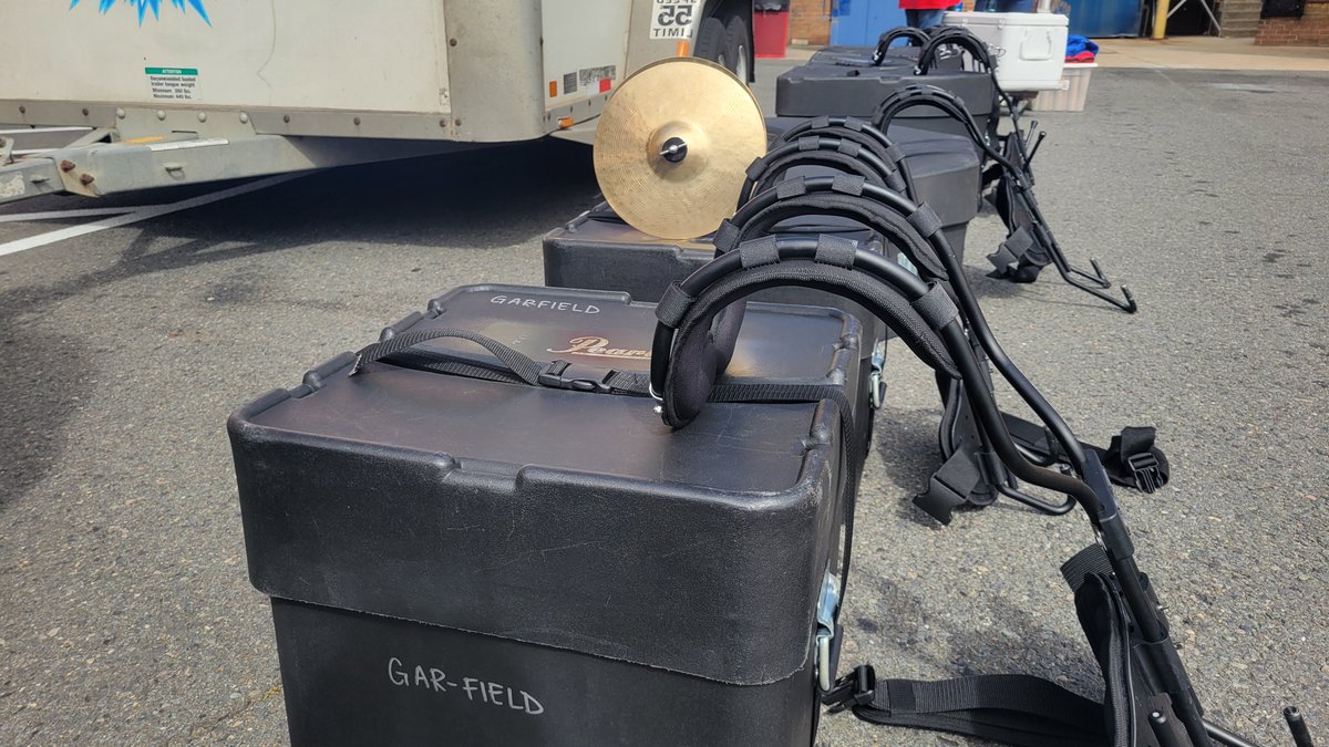 Gar-Field Drumline tweet media