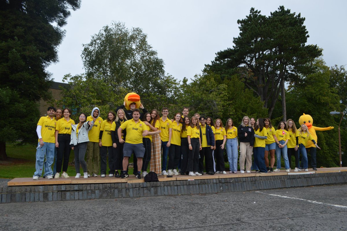 Our freps welcomed this year's class of freshers today! Thank you so much to the incredible Frep Team and we're so excited for the start of your journey at Mildert 
#DurhamUni #Mildert #Freshers22