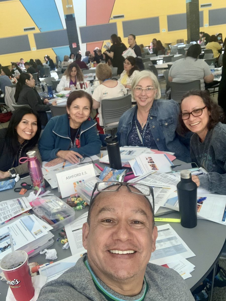 We’re super thankful for this dual language team for many reasons &amp; also because they are engaging in learning on a Saturday! #CBLIAcademy💙🦅