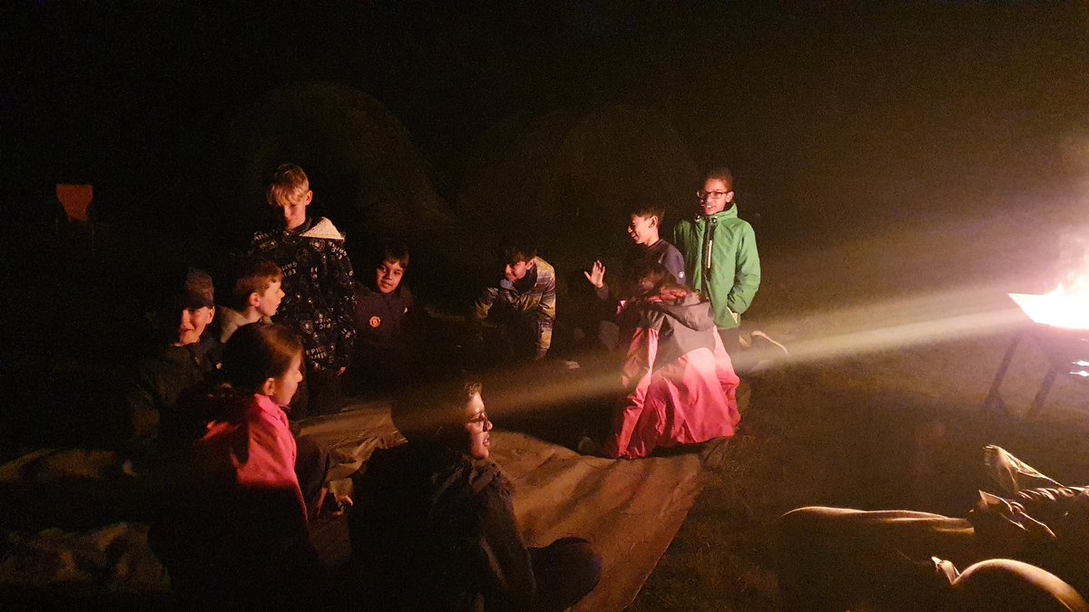 BSYear6Scouts's tweet photo. Camp fire games. @19thCubs @19thBoltBeavers @BoltonSch https://t.co/Cv89FhWUzC