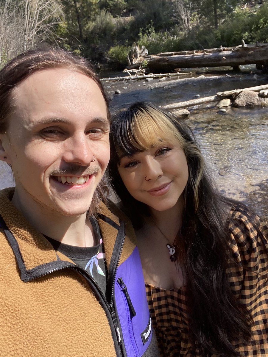 Cosmos_420's tweet photo. Happy belated birthday to the best fiancé I could ever wish for @herbivert ❤️🎉 https://t.co/G0vxtTAHEr