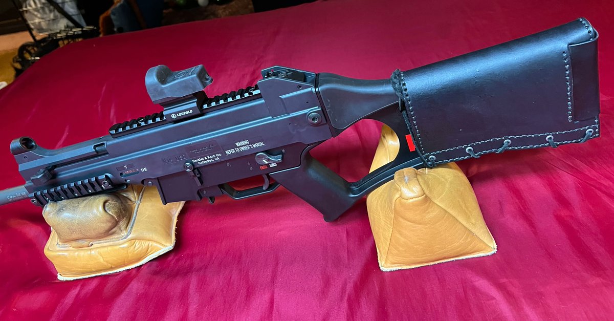 AppaloosaL's tweet photo. Customer submission of a buttstock cover we made. He took advantage of the stock style and created a secret compartment using our cover to hold everything in place.
#buttstockcover #secretcompartment #appaloosaleather #leathercraft #huntinggear #tacticalgear https://t.co/aHTSu9ozaS