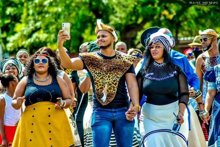 National Heritage day, aims to raise awareness about our cultural heritage &amp; promote historical monuments that need to be preserved

Mr Central South Africa will be showcasing our rich South African cultures &amp; exuberant flavours to the international stages this year
#HeritageDay
