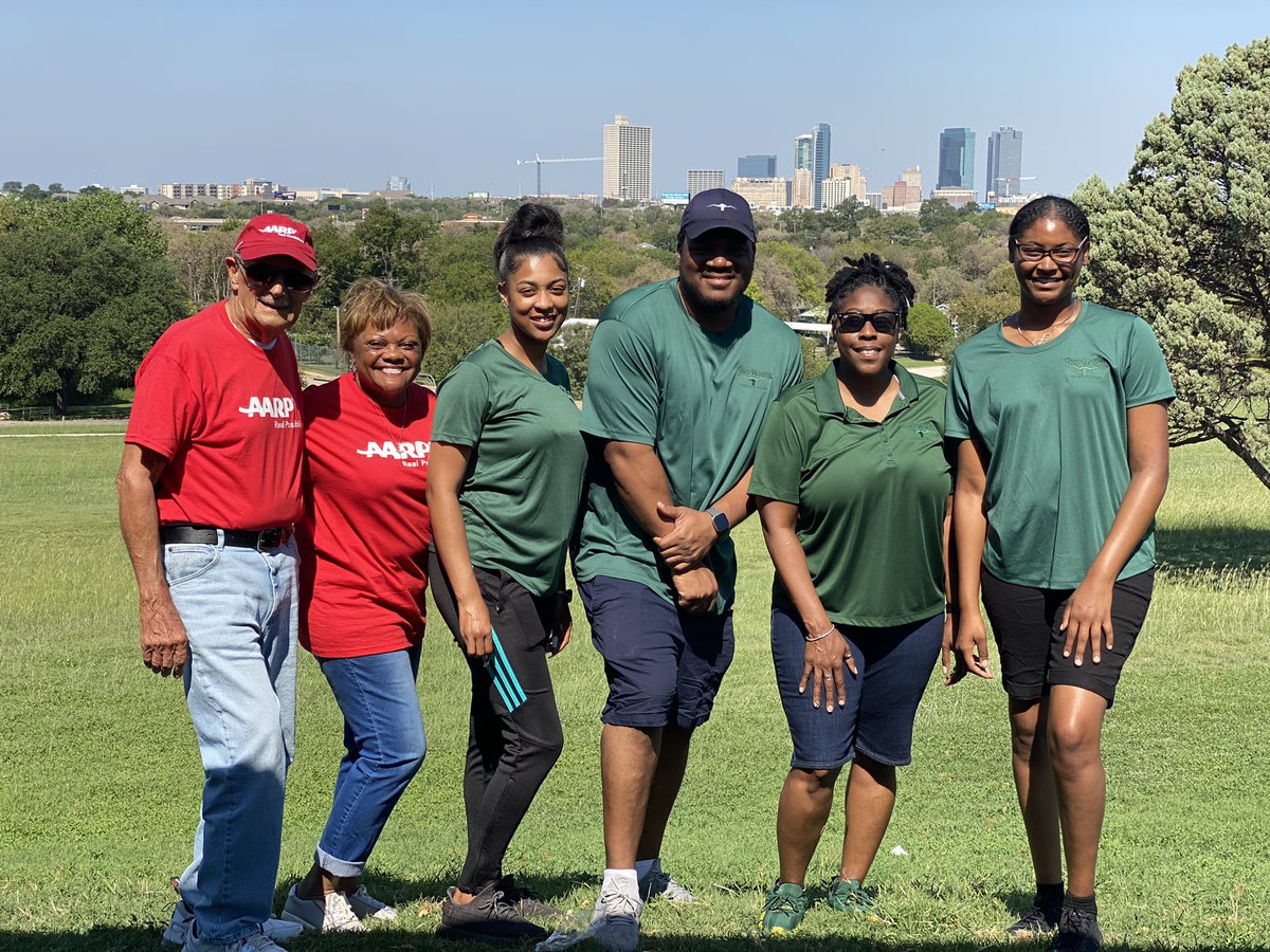 zsolistx's tweet photo. Our @AARPTX DFW team continues working hard for our community. Today, we had the opportunity of participating with the @CityofFortWorth at the Community of the Hill Community Fair. We also had a new volunteer joining us for this event! #VolunteerPower #DFWFamily #AARPEmployee https://t.co/k6OUugbzuy
