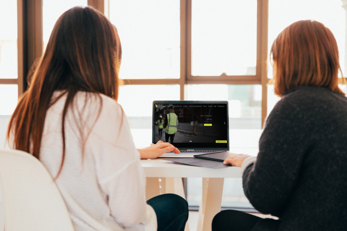 TecnicooES's tweet photo. HoloBuilder: las nuevas tendencias para documentar sitios de construcción #Tecnicoo https://t.co/bfBpWczUYM https://t.co/n0a9gkOU7r
